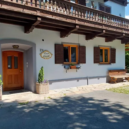 Konukevi Christl, Haus