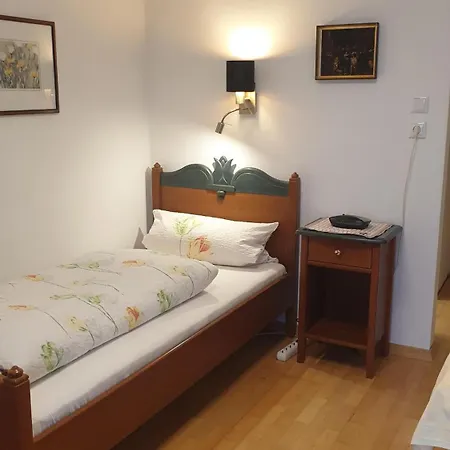 Christl, Haus Kitzbühel