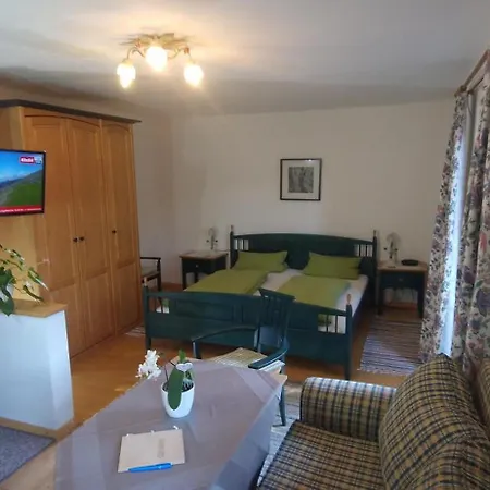 Christl, Haus Konukevi Kitzbühel