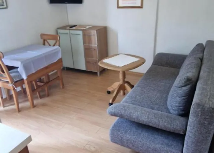 Christl, Haus Affittacamere 4*