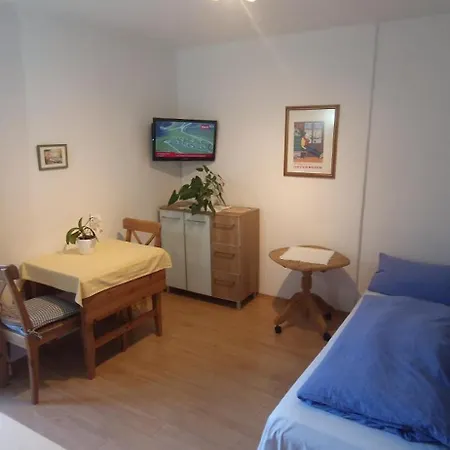 Christl, Haus Guest house 3*